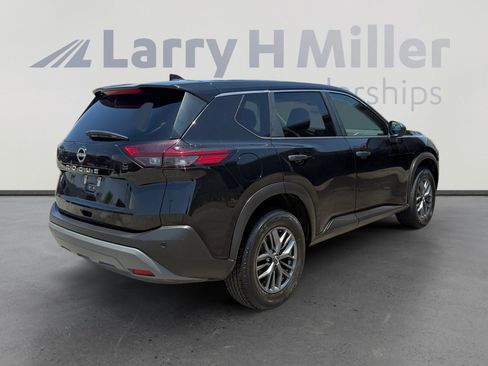 Used 2023 Nissan Rogue S FWD image 5