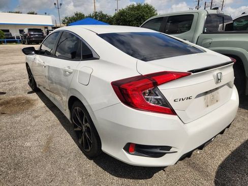 Used 2020 Honda Civic Sport image 4