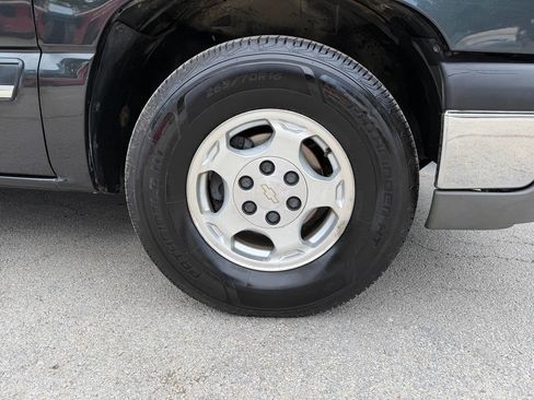 Used 2004 Chevrolet Silverado 1500 LS w/ Light Duty Power Package RWD image 26