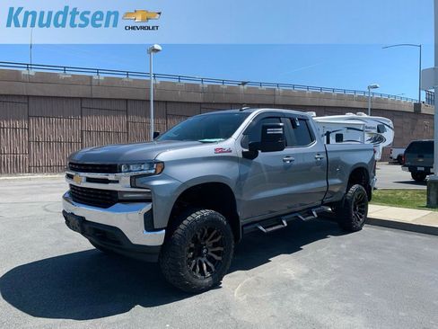 Used 2020 Chevrolet Silverado 1500 LT w/ All-Star Edition AWD/4WD image 3