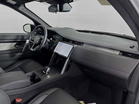 New 2026 Land Rover Discovery Sport Landmark image 28