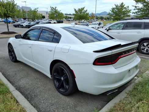 Used 2016 Dodge Charger R/T RWD image 5