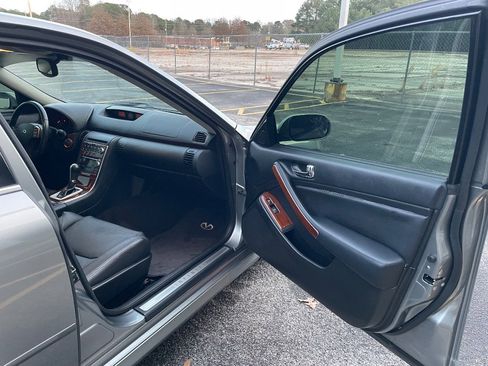 Used 2005 INFINITI G35 Sedan w/ (P03) Premium Pkg C image 19