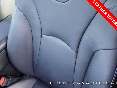 Used 2020 Toyota Prius L Eco image 8