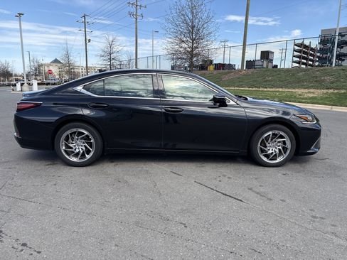 Used 2021 Lexus ES 350 w/ Premium Package image 10
