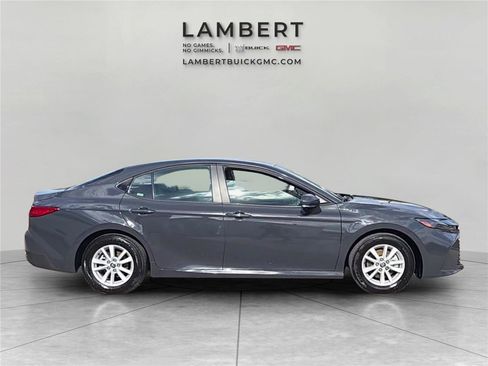 Used 2026 Toyota Camry LE FWD image 6