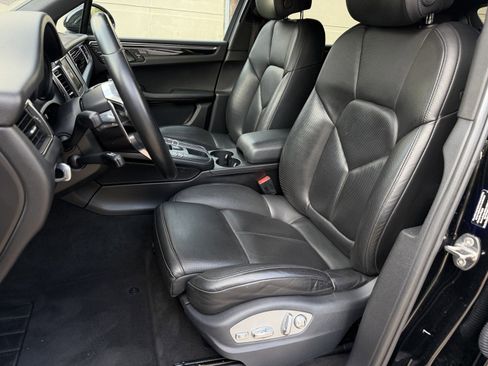 Used 2016 Porsche Macan S image 10