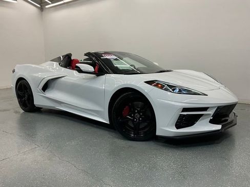 Used 2024 Chevrolet Corvette Stingray Preferred Conv w/ Z51 Performance Package RWD image 24