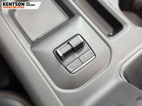 Used 2024 GMC Sierra 2500 AT4 w/ AT4 Premium Plus Package AWD/4WD image 24