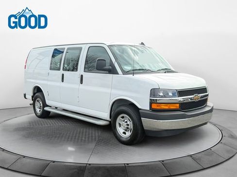 Used 2024 Chevrolet Express 2500 w/ Driver Convenience Package image 7