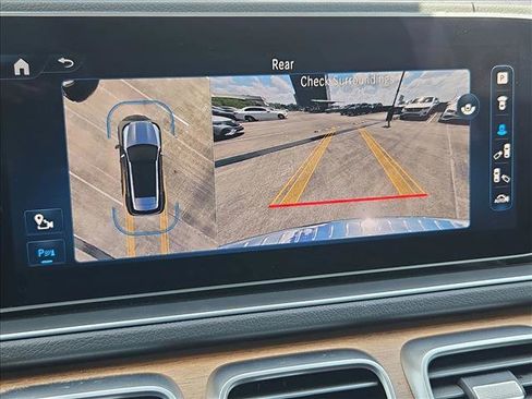 Used 2024 Mercedes-Benz GLE 450e 4MATIC image 11