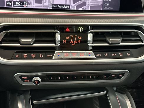 Used 2023 BMW X6 xDrive40i w/ M Sport Package image 21