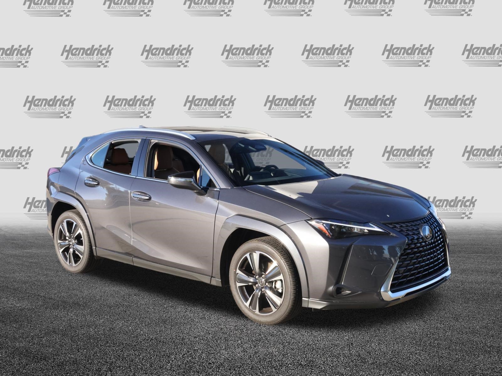 Used 2025 Lexus UX 300h FWD w/ Accessory Package (Z1) image 2
