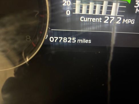 Used 2022 Mitsubishi Outlander SE AWD/4WD image 11