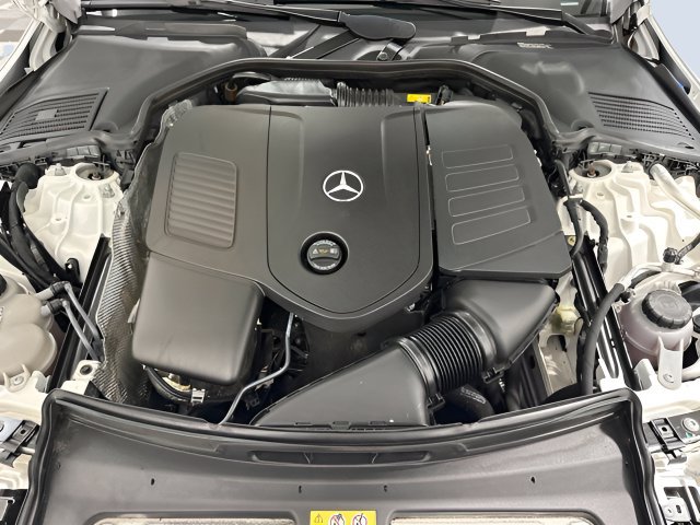 Used 2023 Mercedes-Benz C 300 4MATIC Sedan image 10