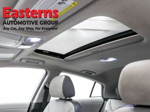 Used 2020 Hyundai Ioniq Limited image 33