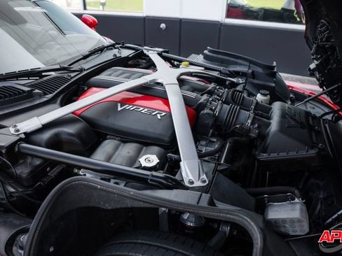 Used 2014 SRT Viper SRT-10 w/ Grand Touring Package RWD image 80