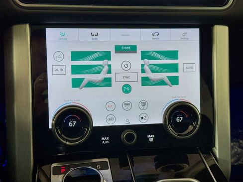 Used 2022 Land Rover Range Rover P525 Westminster Edition image 17