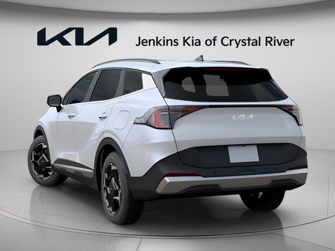 New 2026 Kia Sportage EX image 6