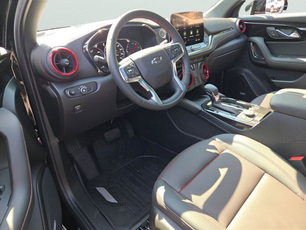 New 2026 Chevrolet Blazer RS w/ LPO, Floor Liner Package AWD/4WD image 26