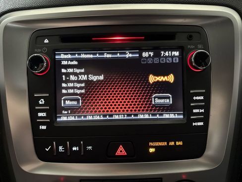 Used 2016 GMC Acadia SLE AWD/4WD image 14