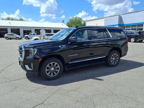 Used 2022 GMC Yukon SLT w/ SLT Premium Package AWD/4WD image 7