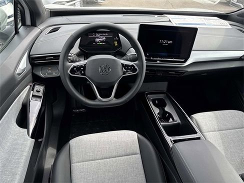 New 2025 Volkswagen ID.4 Pro image 9