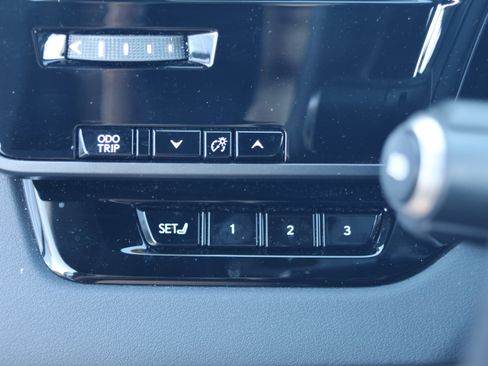 Used 2025 Lexus RX 350 Premium w/ Accessory Package (Z1) FWD image 14