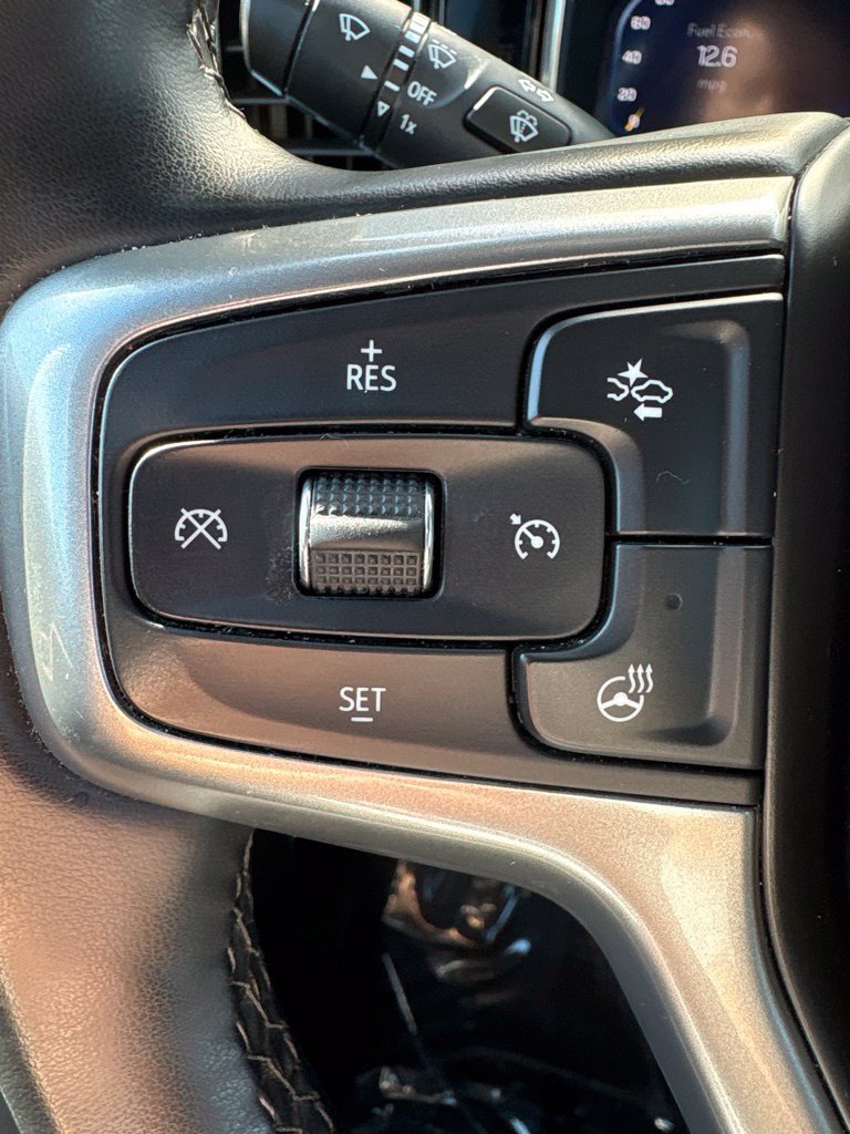 Used 2025 Chevrolet Silverado 1500 LT AWD/4WD image 17
