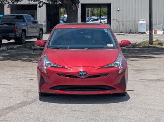 Used 2016 Toyota Prius Four w/ Advanced Technology Package FWD video 2