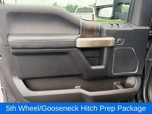 Certified 2020 Ford F250 Lariat w/ Tremor Off-Road Package AWD/4WD image 17