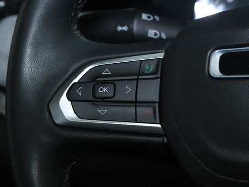 Used 2023 Jeep Compass Latitude AWD/4WD image 22