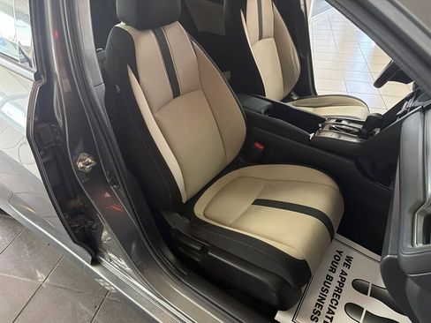 Used 2019 Honda Civic EX image 26