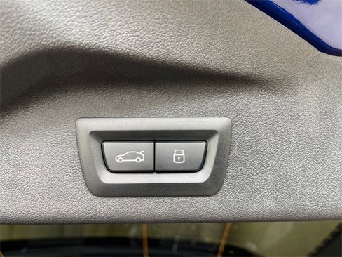 New 2026 BMW X7 M60i image 18