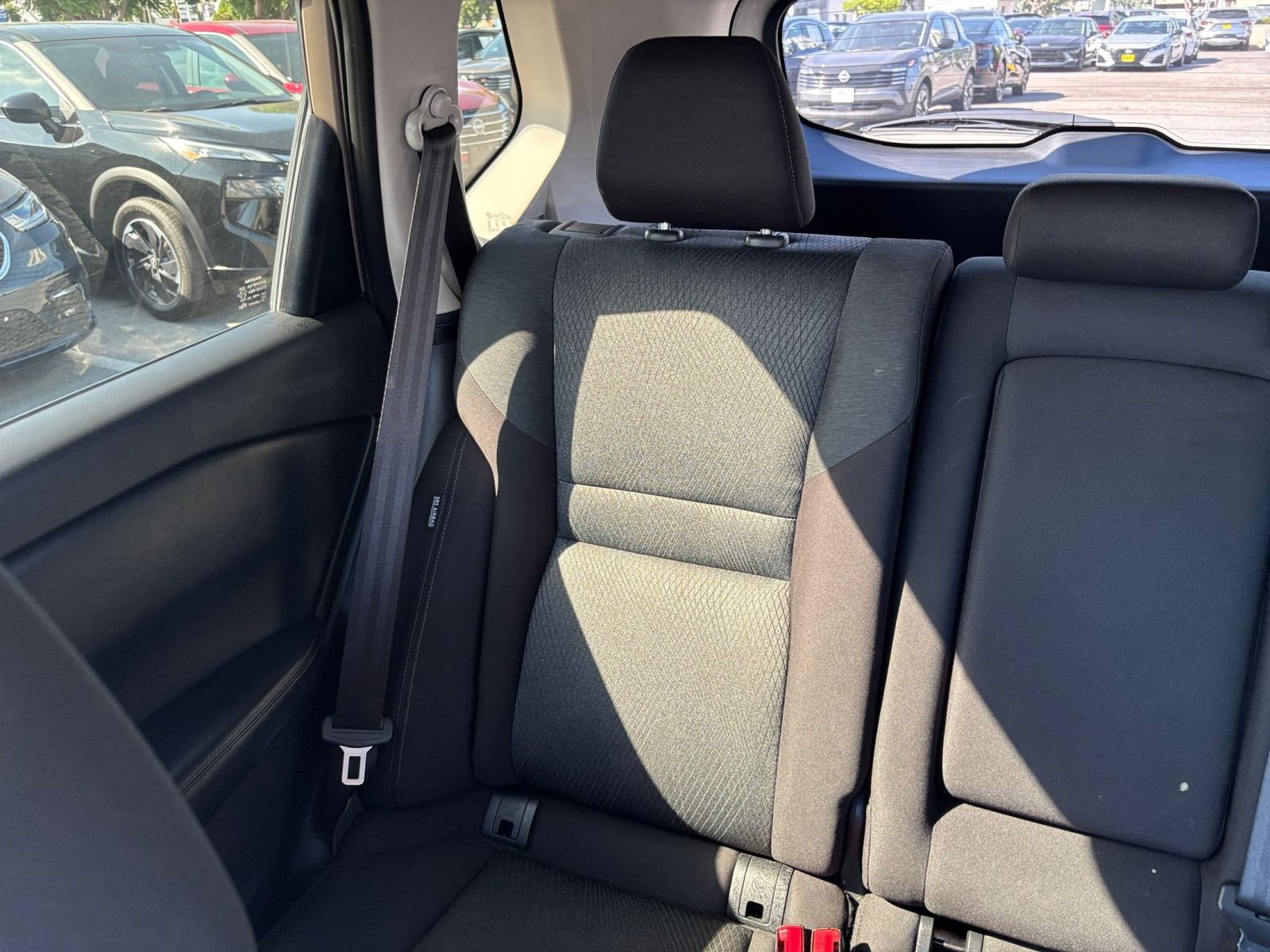Used 2025 Nissan Rogue SV AWD/4WD image 40