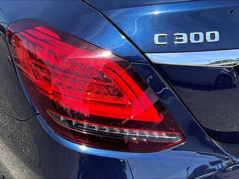 Used 2020 Mercedes-Benz C 300 Sedan w/ Premium Package image 22