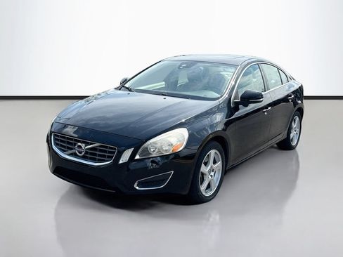 Used 2013 Volvo S60 T5 FWD image 3