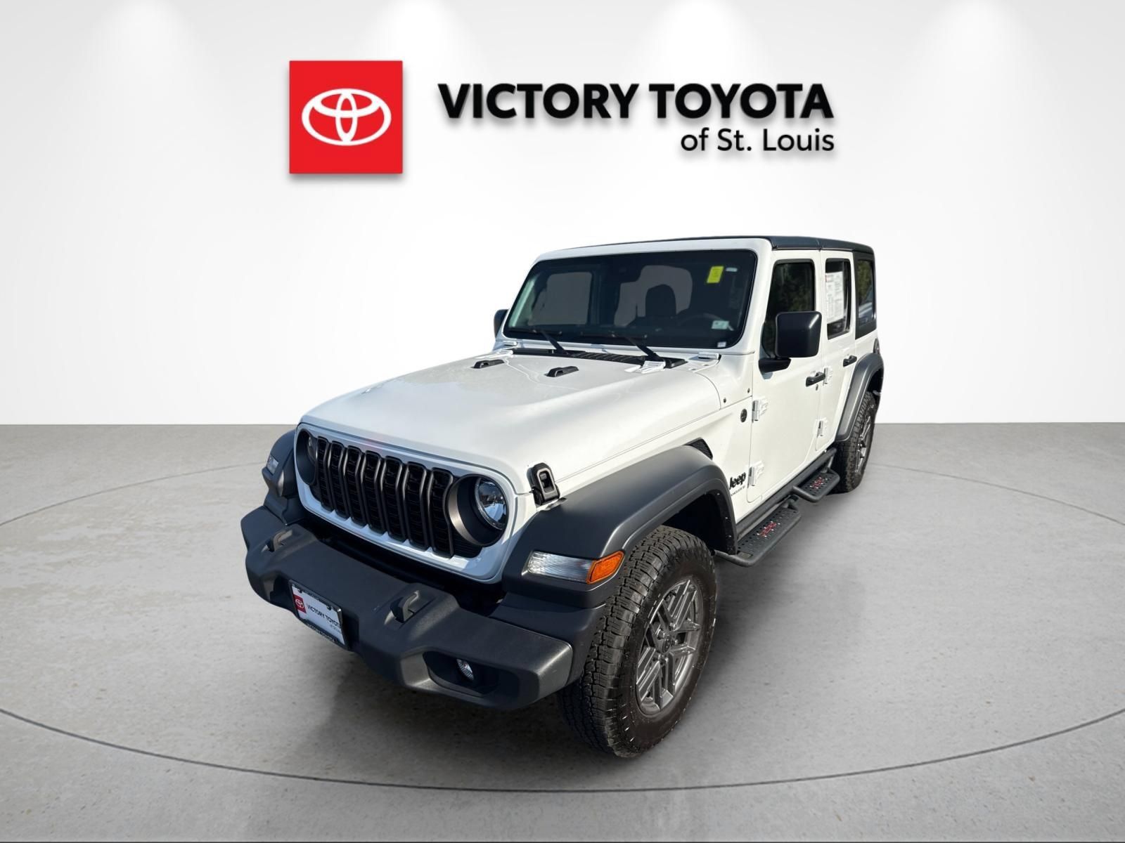 Used 2024 Jeep Wrangler Unlimited Sport AWD/4WD image 7