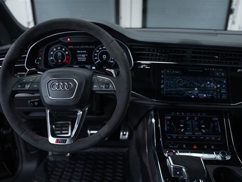 Used 2024 Audi RS Q8 AWD/4WD image 22