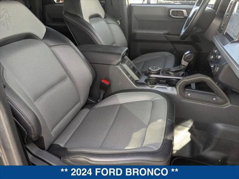 Certified 2024 Ford Bronco Everglades image 20