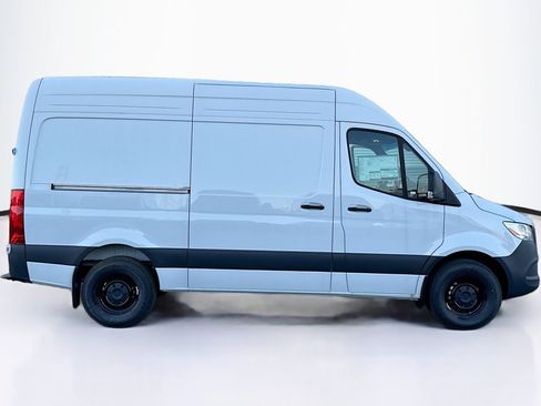 New 2025 Mercedes-Benz Sprinter 2500 image 4