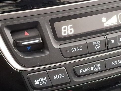 Used 2021 Honda Pilot Black Edition image 23