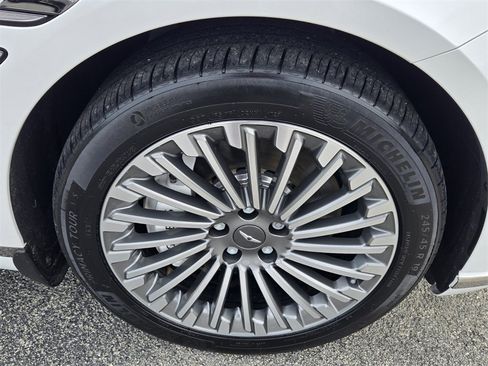 Used 2024 Genesis G80 image 17