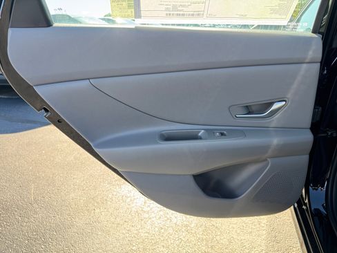 New 2025 Hyundai Elantra Sport image 25