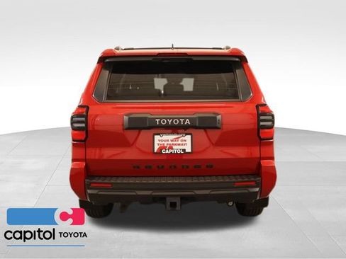 Certified 2025 Toyota 4Runner SR5 AWD/4WD image 4