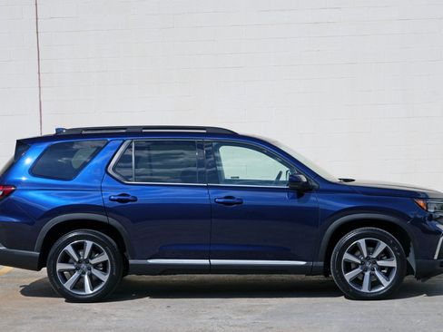 Used 2023 Honda Pilot Elite image 51