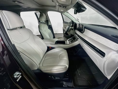 Used 2025 Hyundai Palisade Calligraphy FWD image 12