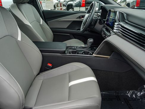 Certified 2025 Toyota Camry SE w/ Convenience Package FWD image 19