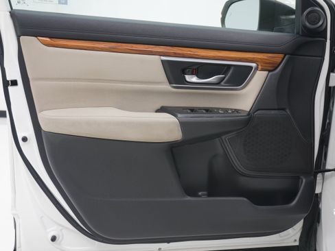 Used 2017 Honda CR-V EX image 14