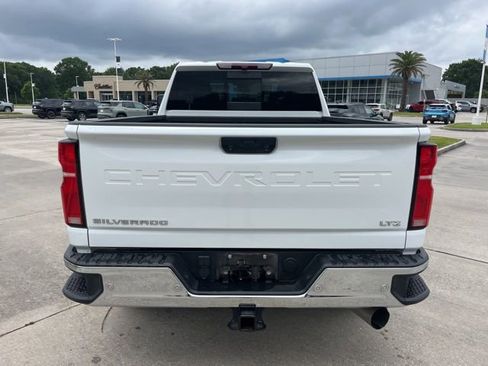 Used 2025 Chevrolet Silverado 2500 LTZ w/ LTZ Convenience Package AWD/4WD image 7